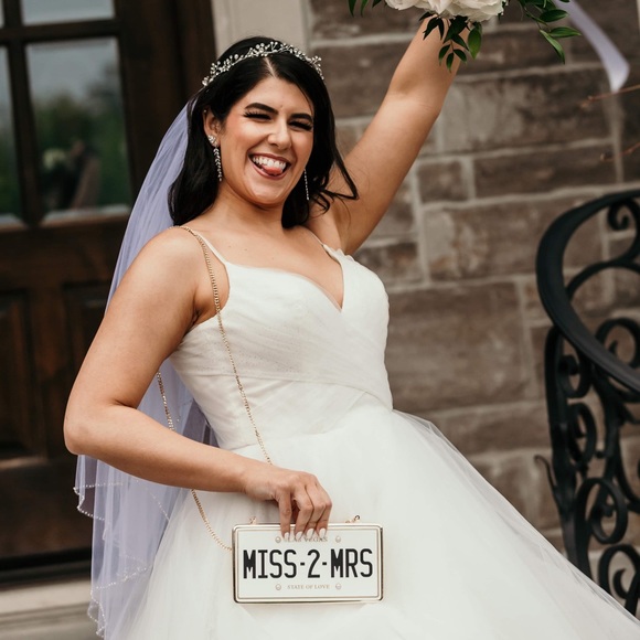 Hayley Paige Chandon Gown Wedding Dress - Picture 4 of 5